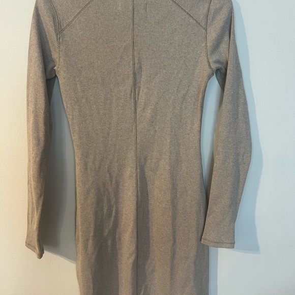 Everlane Organic Cotton Ribbed Top - Picture 4 of 11